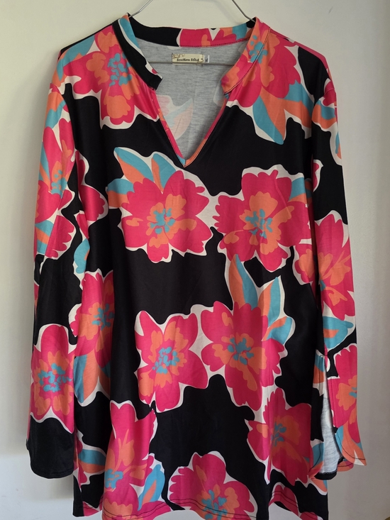 Southern Stitch Tops - Southern Stich Floral V-Neck Long Sleeve Top - Black with Pink & Teal Flowers XL